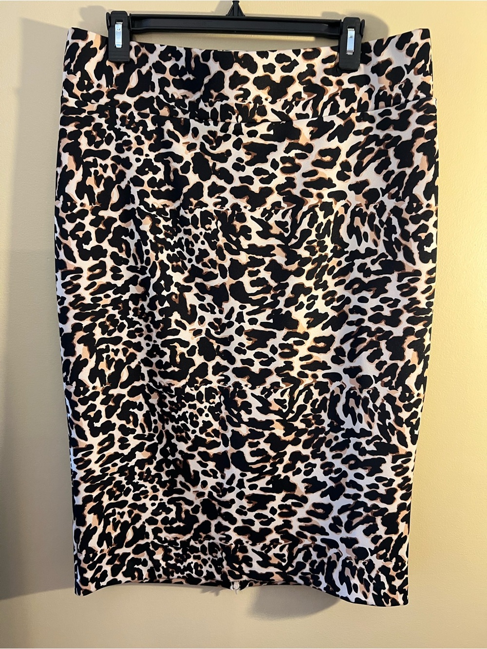 Eloquii Leopard Print Pencil Skirt - Black and Cream